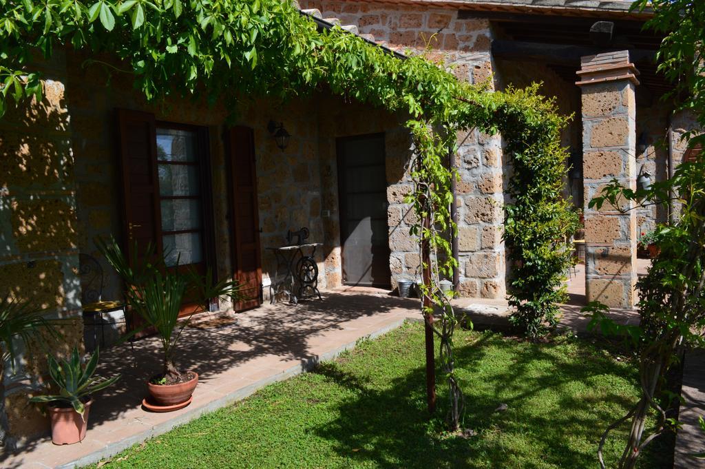 Agriturismo Eco-Bio Villa Vacasio Pitigliano Buitenkant foto